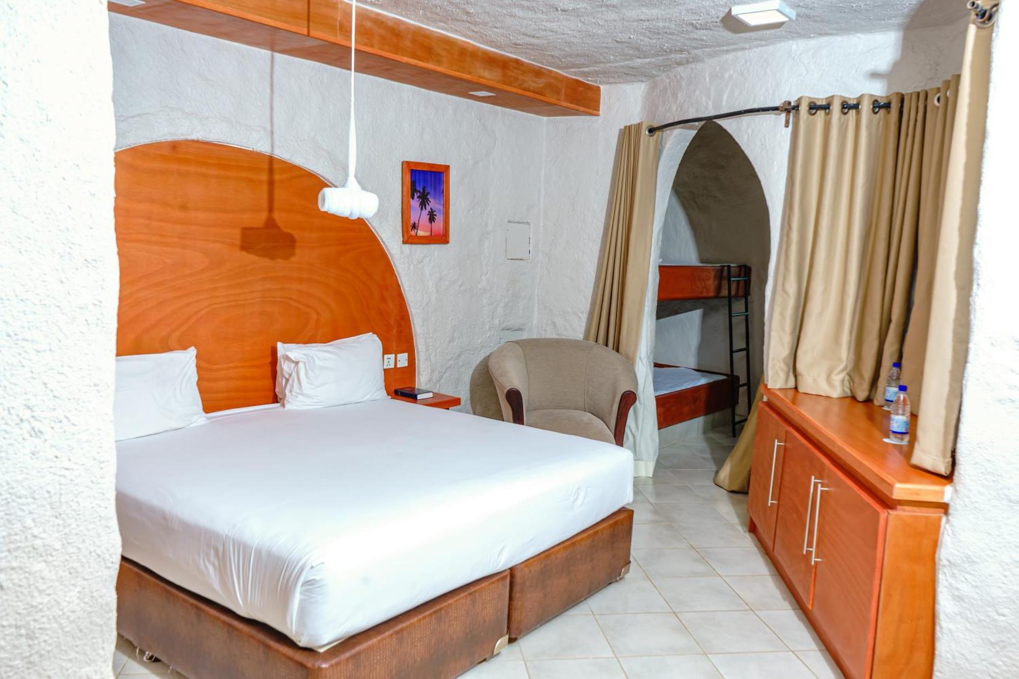 Caribbea Bay Resort Kariba Exterior foto