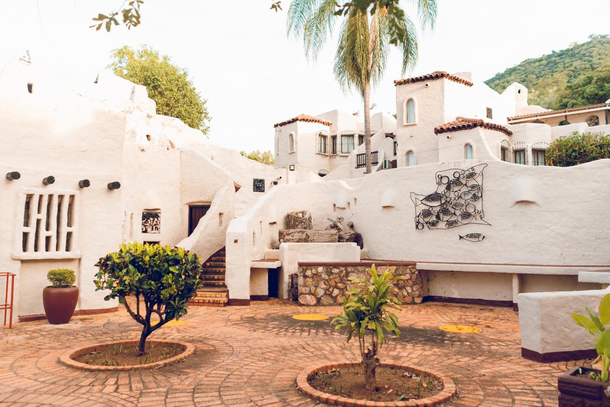 Caribbea Bay Resort Kariba Exterior foto