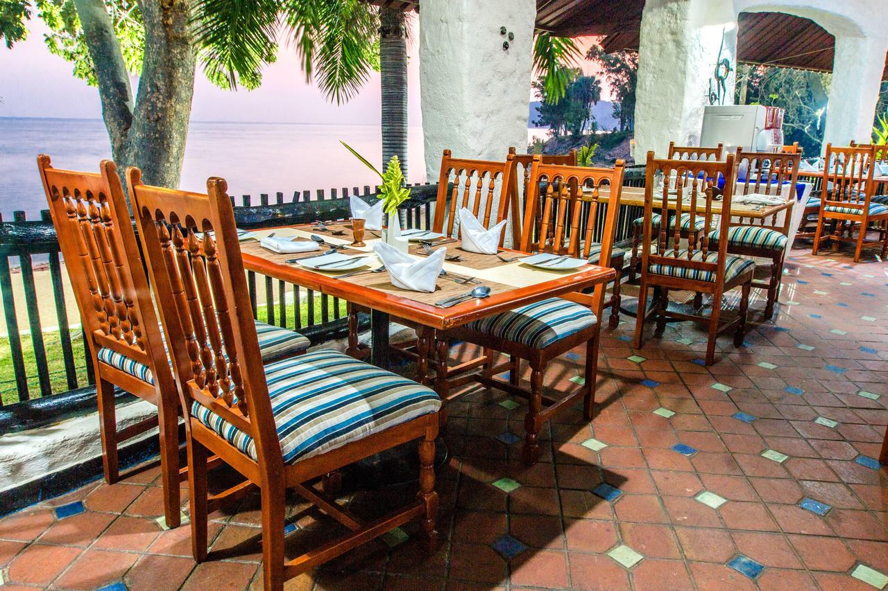 Caribbea Bay Resort Kariba Exterior foto